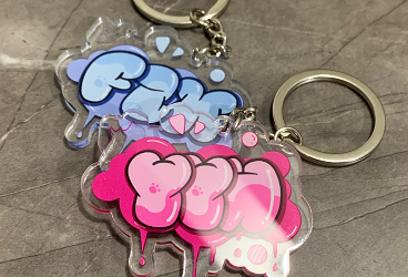 How Can The Fashionable Acrylic Keychain Be Designed? 2 Keychain 1